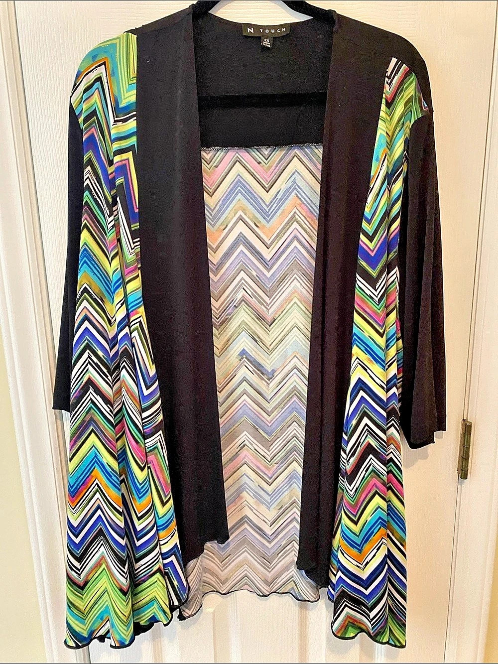 N Touch Women's Chevron Print Cardigan Size 2X Like New